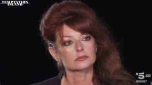 Temptation Island, Sonia chiede il falò di confronto già nella prima puntata: ma ecco il colpo di scena che non ti aspetti!